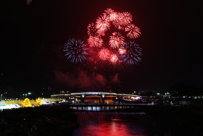 南原春香节(남원춘향제)