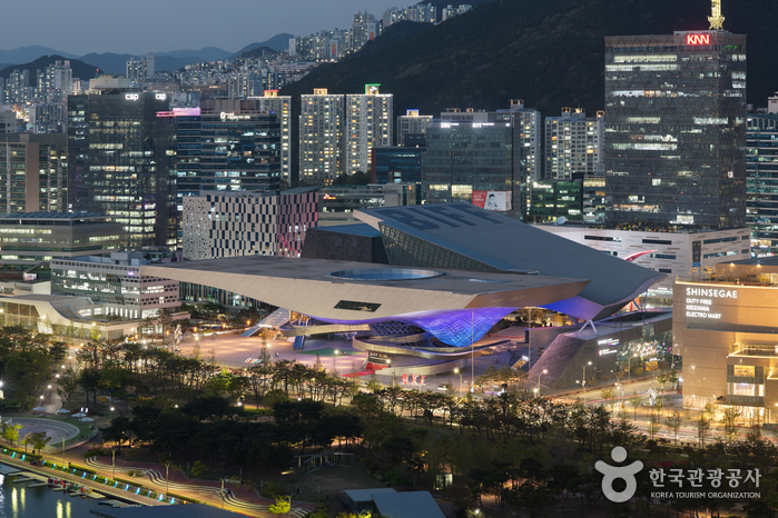 Busan Cinema Center (부산 영화의 전당)