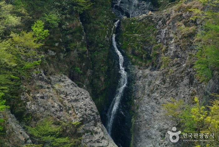 Cascade d'Uibong (위봉폭포)