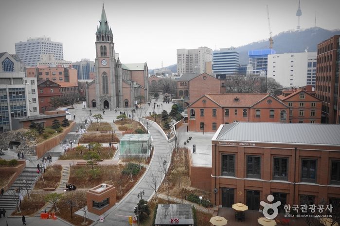 Cathédrale de Myeongdong (명동성당)