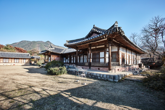 Demeure de Seon Byeong-guk à Boeun (보은 선병국가옥)