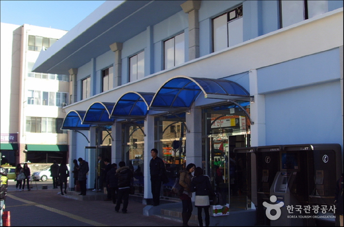 晋州高速バスターミナル（진주고속버스터미널）